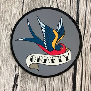 Crafty Tattoo Ispirato Rondine Vinile Laptop Adesivi / Vintage American Tradizionale Uccello Vinile Flask Decal / VSCO Sticker Self Stick Etichette