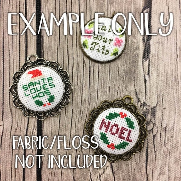 BLANCO lege kruissteek- of borduurhangers - set van 3 | DIY naaibare kettingbedel | Leeg minilijstje voor het maken van gestikte sieraden