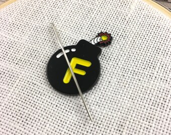 F Bomb Needle Minder | Naughty F word needle magnet | Black Round f-bomb magnetic needle holder |  Snarky Dropping F Bombs Needleminder