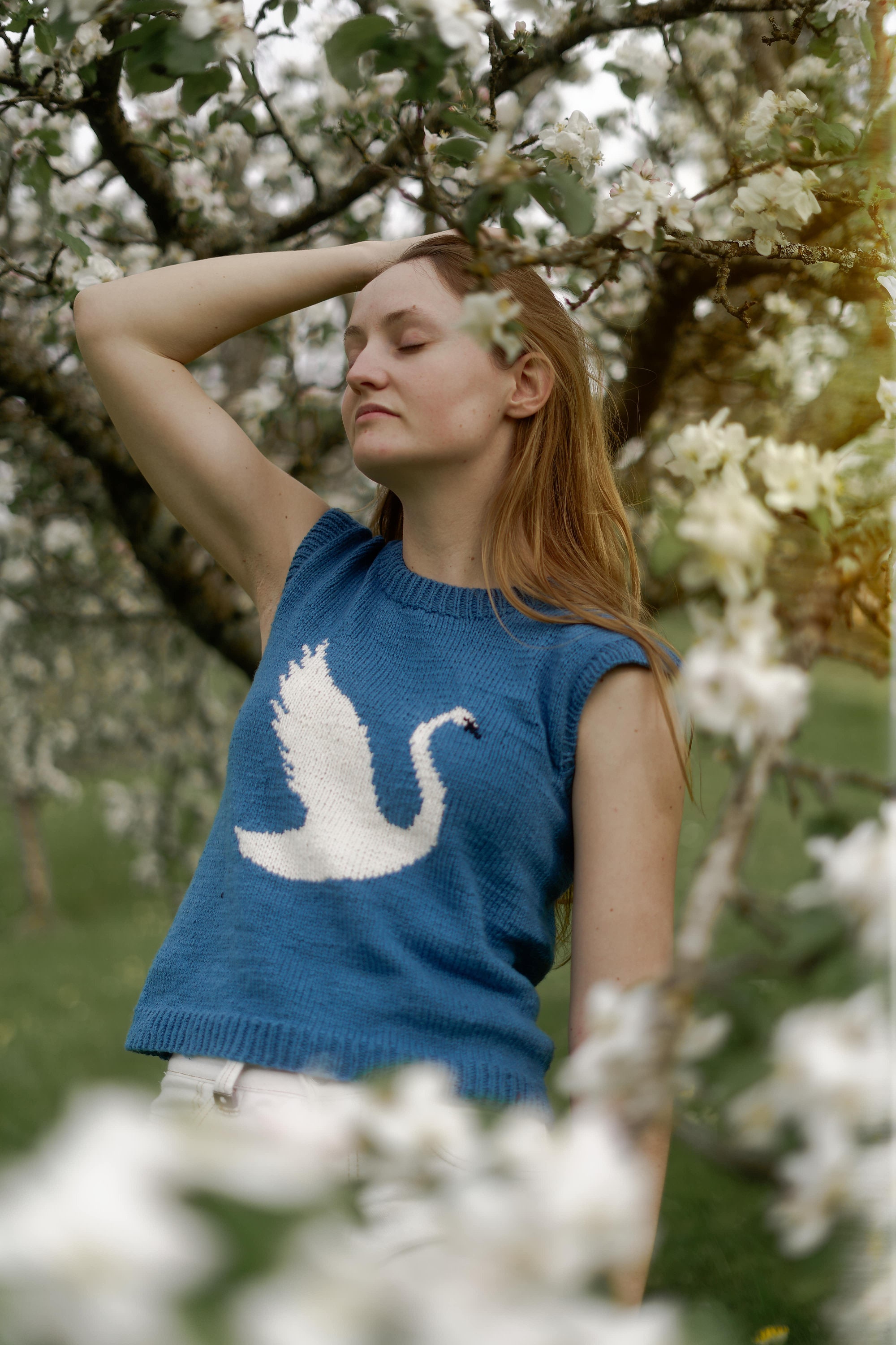 Knitting Pattern Swan Top in Intarsia - Odette - Etsy