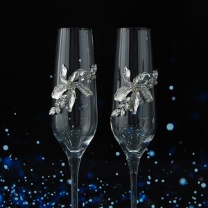 Toasting glasses for wedding | Wedding Toasting Flutes | Champagne flutes | Anniversary wedding glasses