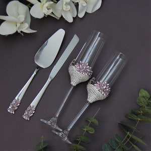Pink and silver wedding champagne flutes | Wedding toasting flutes | Engagement glasses