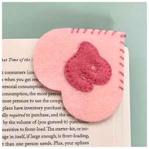 Personalized embroidered felt corner bookmark, heart bookmark, felt embroidered bookmark
