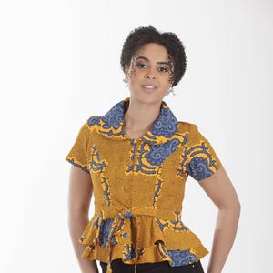Chic lady blouse in print-wax fabric