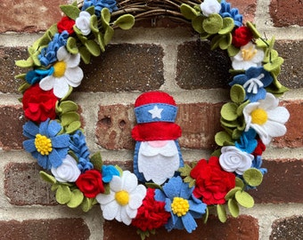 4th of July wreath...Gnome of the Brave