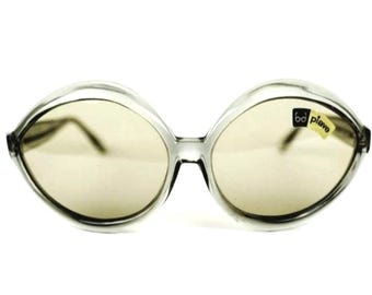 Vintage 1960s Piave Italy Oversized  Sunglasses Piave Ladies Vintage Italian Oversized Sunglasses Circa  main image 4