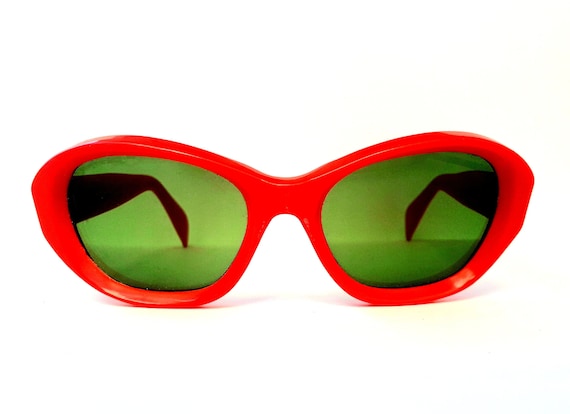 Original vintage 50s womens sunglasses not used