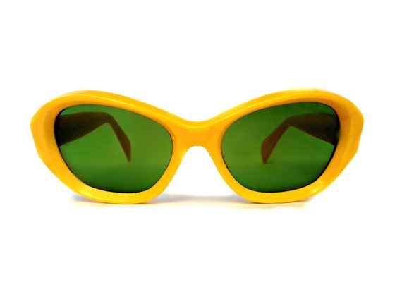Original vintage 50s womens sunglasses not used