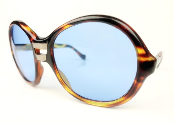 Original vintage 60s tortoise womens sunglasses n… - image 3