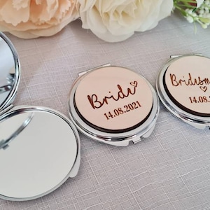 Personalised Pocket Mirror Gift, Engraved Wedding Gift for Bride, Mother of the Bride, Bridesmaid Maid of honour -Wedding day Gifts Keepsake