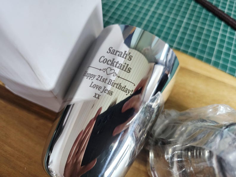 Gepersonaliseerde roestvrijstalen mini-cocktailshaker 10oz- valentijnscadeau, cadeau voor thuisbarman | Professionele mixoloog - Vaderdag afbeelding 9