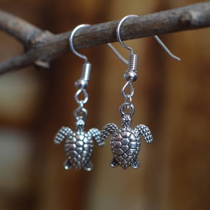 Silver Turtle Earrings, Silver Plated Earrings, Dangle Earrings, Silver Earring, Silver Turtle, Birthday Gift, Turtle Earring, Silver Turtle