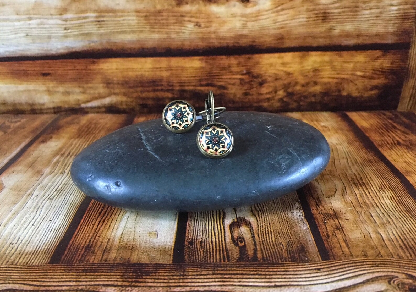 Mandala handcrafted sterling silver earring