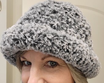 Vintage Preston & York All Faux Fur Gray Slouchy Bucket Hat  display picture 2