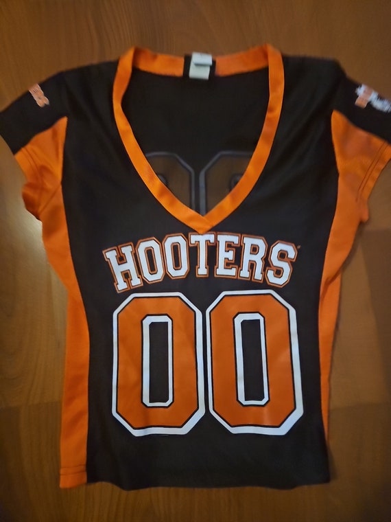 Hooters xs jersey - image 5