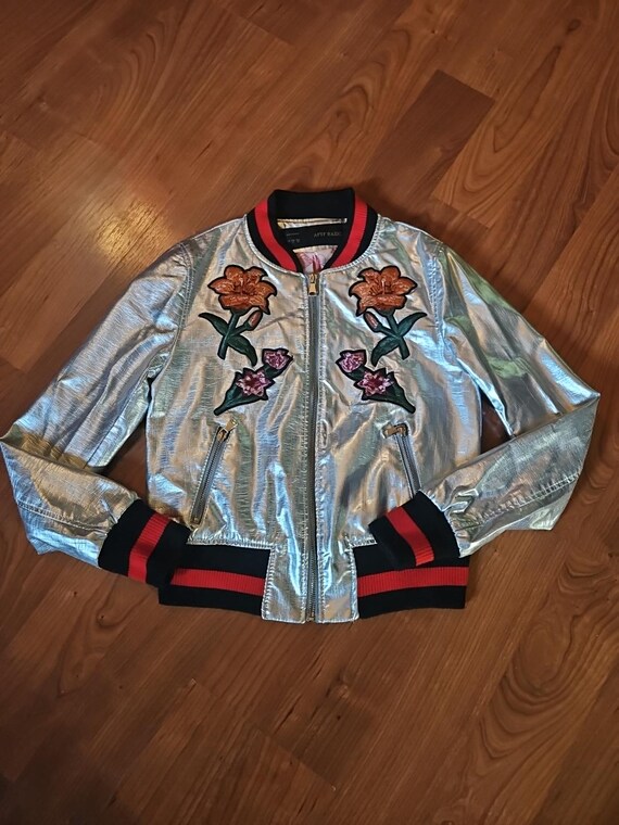 Size  Small silver AFTF Basic Bomber Jacket With … - image 2