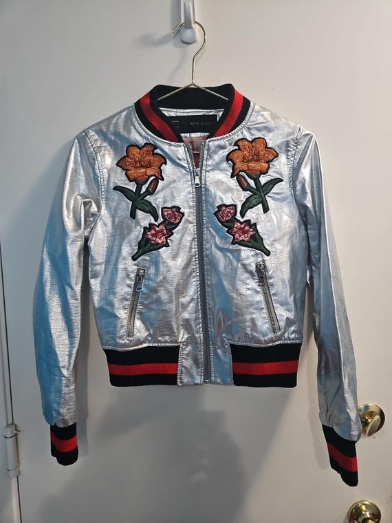 Size  Small silver AFTF Basic Bomber Jacket With … - image 1