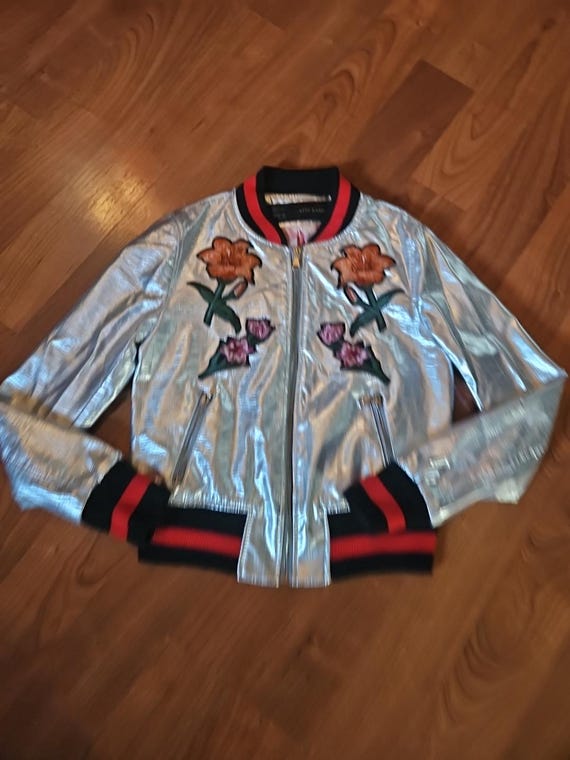 Size  Small silver AFTF Basic Bomber Jacket With … - image 4