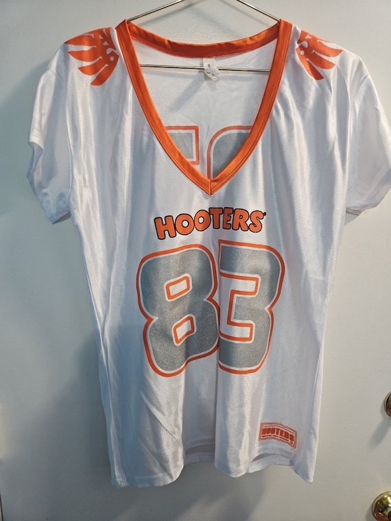 Hooters xl jersey