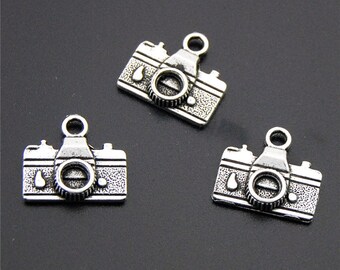 BULK 30 Camera charms tibet silver P203
