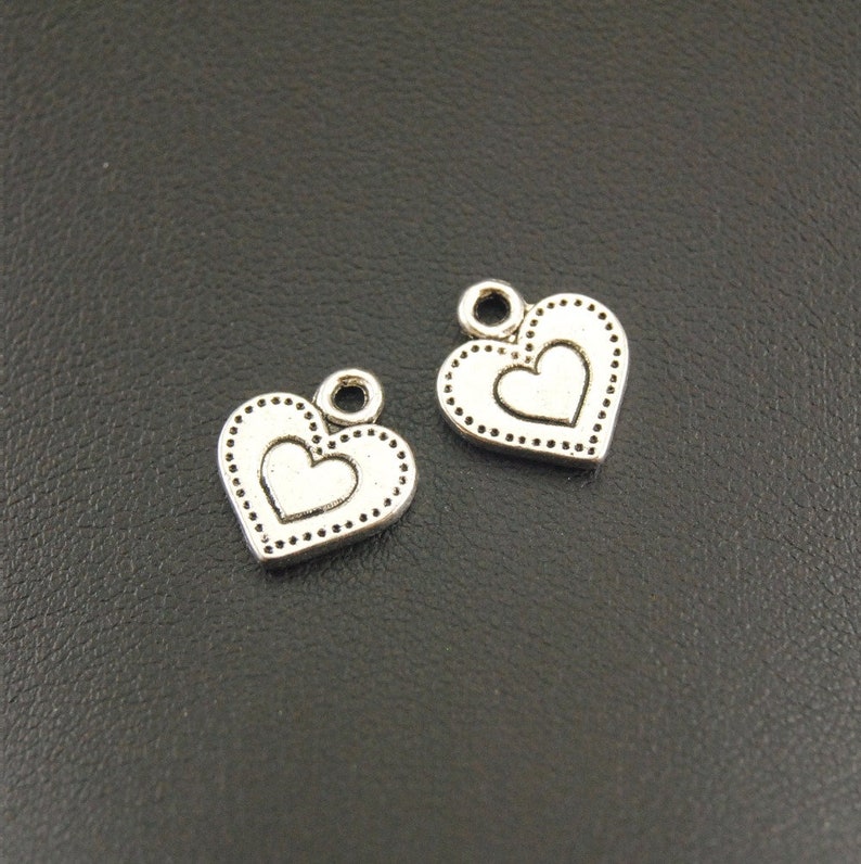 50pcs Vintage Antique Silver Tone Hearts Alloy Charms Pendants DIY Jewelry