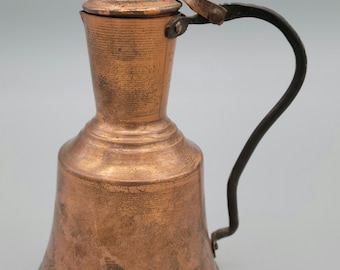 Vintage Kupferkrug mit Deckel, handgehämmerter Krug, rustikales Bauernhausdekor