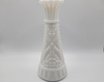 Vintage Anchor Hocking Milk Glass Bud Vase | Stars and Bars MCM Decor