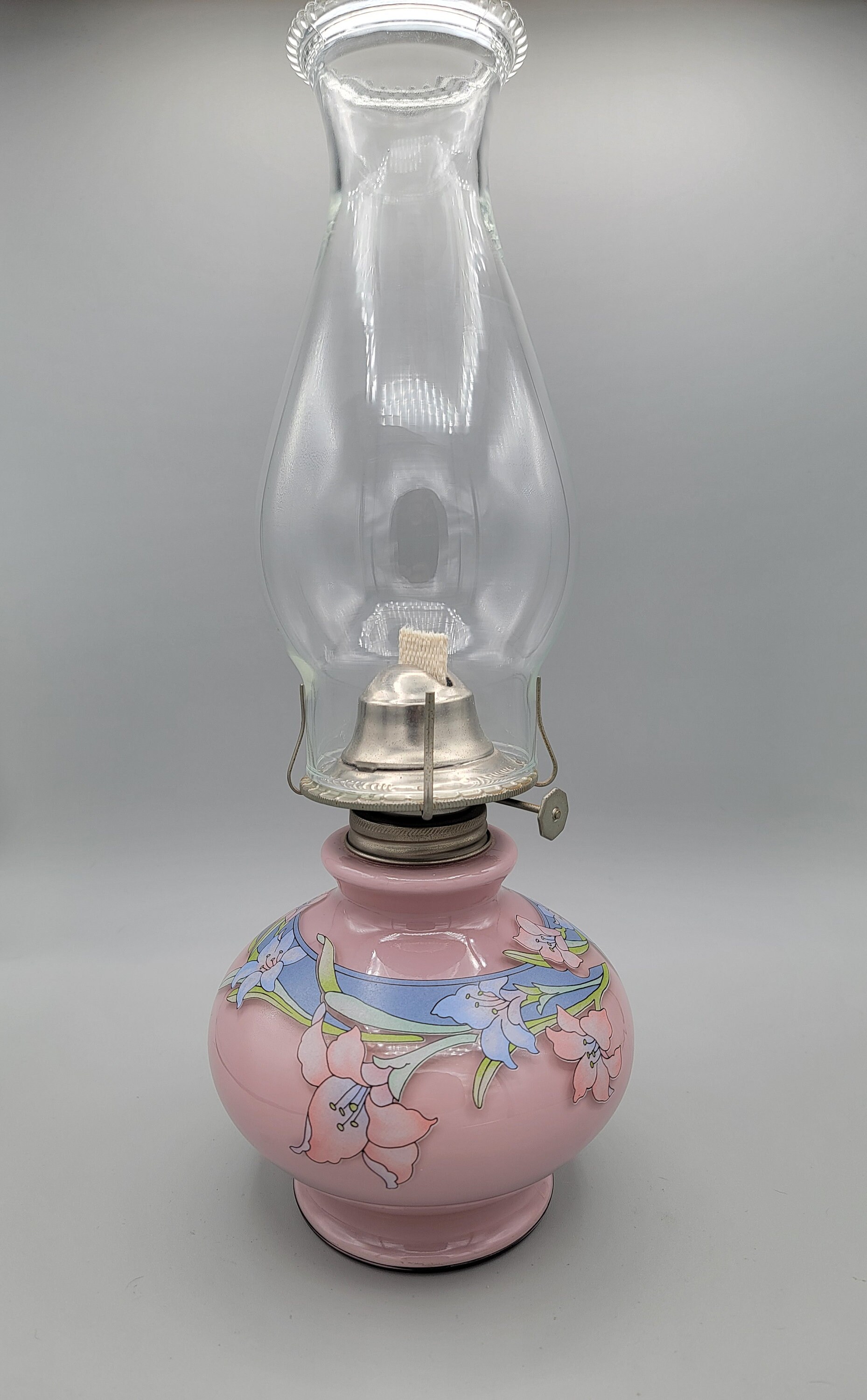 Vintage Kaadan Ltd Oil Lamp Kerosene Lamp Pink With Pink and Blue Day Lilies - Etsy Vintage Kaadan Ltd Oil Lamp Kerosene Lamp Pink With Pink and Blue Day Lilies - Etsy
