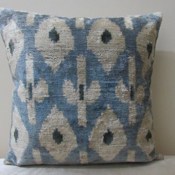 Cushion Cover Silk Velvet Ikat / Silk Ikat 50x50cm VS016 main image 1