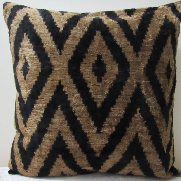 Free Shipping,20 inches x 20 inches,Silk Velvet ikat Pillow,Hand Loom Made Silk Velvet ikat Cushion Cover,ikat Fabric,Decorative Pillow