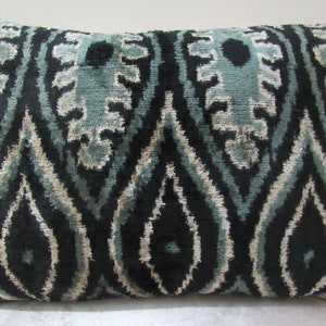 Free Shipping,20 inches x 14  inches,Silk Velvet ikat Pillow,Hand Loom Made Silk Velvet ikat Cushion Cover,ikat Fabric,Decorative Pillow