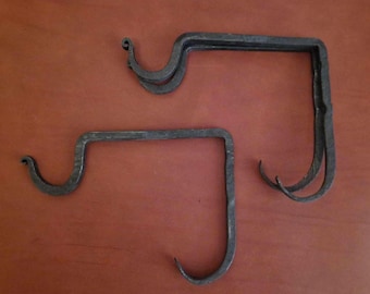 Dual Wall Hook
