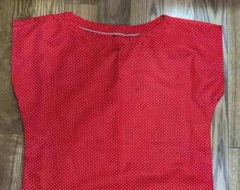 Vintage Pinup Rockabilly VLV 1940s-1950s style red pin dot boatneck cap sleeve blouse