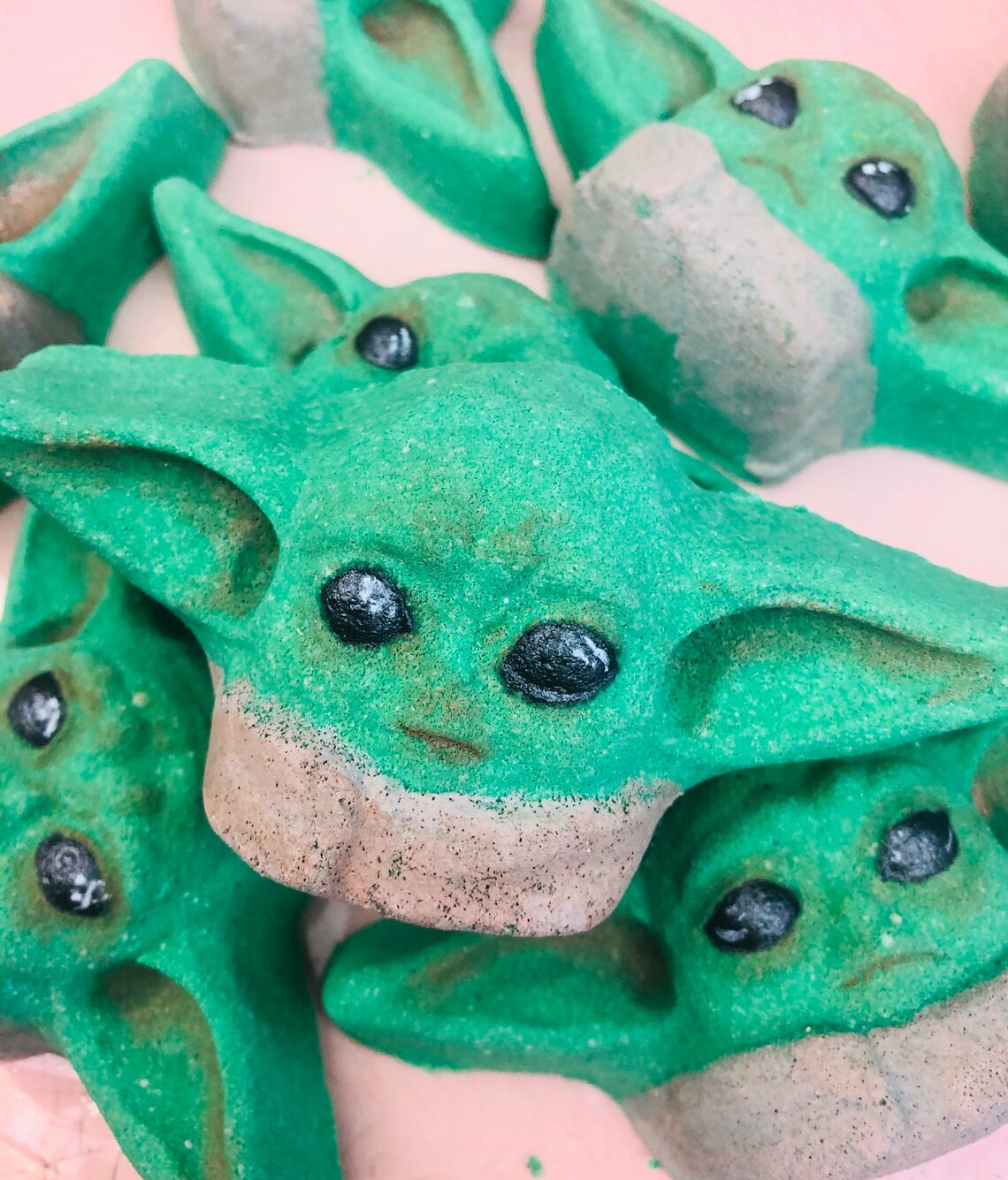Baby Alien Bath Bomb Baby Yoda Fandom Stars Wars Fandom Etsy