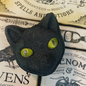 Black Cat Bath Bomb, Halloween Bath Bomb,  Halloween Gift, Vegan, Organic