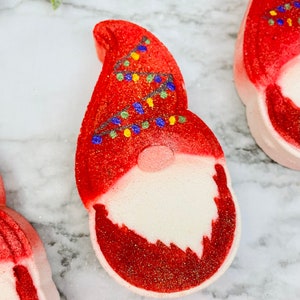Christmas Gnome Bath Bomb | Christmas Bath Bomb | Holiday Bath Bomb | Stocking stuffer