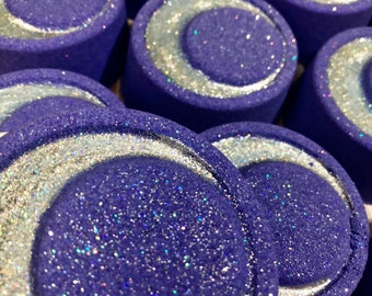 Crescent Moon Bath Bomb | Glitter Bomb | Shimmering Water | Sunflower Oil