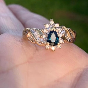 estate vintage 10k sapphire and diamond ring