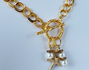 Gold Chain Necklace with Sea Star and Pearls charms, Twisted double link textured Gold chain, 22K matte Gold plated, hand made