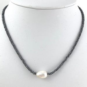 Natural Hematite choker, black Hematite, large decorative freshwater Pearl bead, Minimalist style choker, Sparkling Choker, handmade