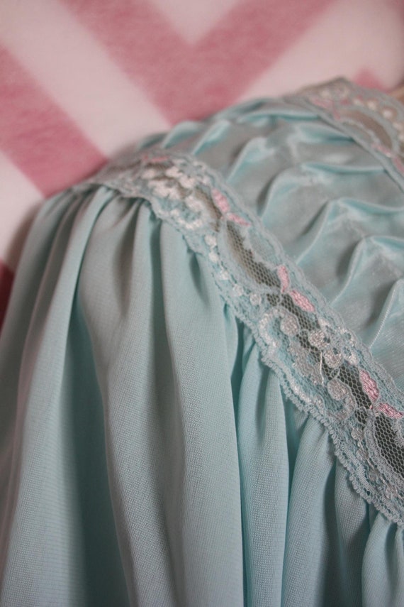 Vassarette Blue Button-Up Nightgown Size L USA - image 6