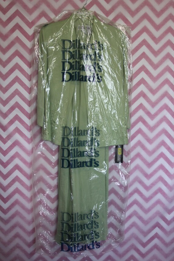 Jessica Howard 2-piece Green Dress 