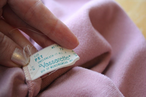 True Vintage Vassarette Smocked Lace Zip-Up Robe … - image 7