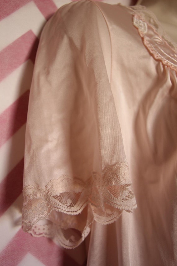 Lorraine 2-Piece Pretty Lace Pajama Set Size S Vt… - image 5