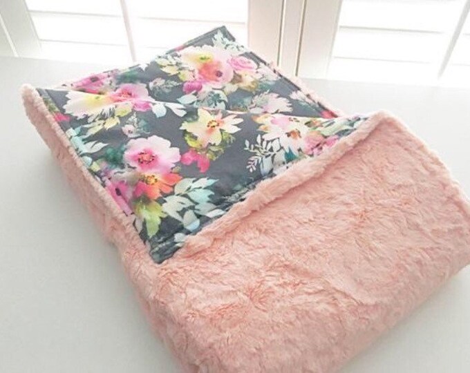 Floral Minky Weighted Blanket