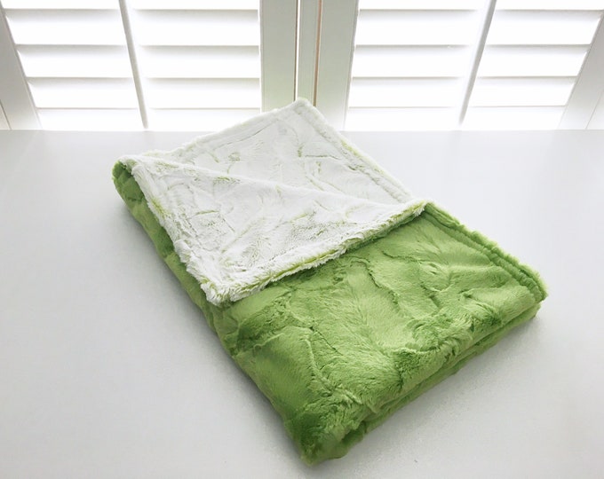 Lime/White Frosted Minky Blanket