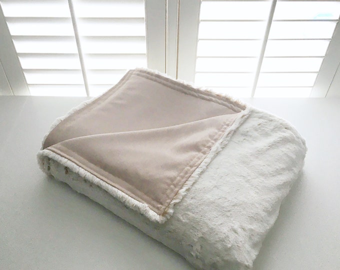 Pale Beige Tencel/Minky Cooling Weighted Blanket L34”xW28” 2lbs