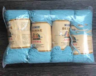 Set of 4 Patons Beehive Astra Yarn COL 2761 Lot 7 Blue 100% Acrylic