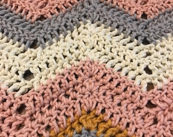 Die Melisse | 100 % BAUMWOLLE | Crochet Handmade 4 Color Chevron Afghan Zufallsmuster | BENUTZERDEFINIERTE | Wählen Sie Farben & Größe