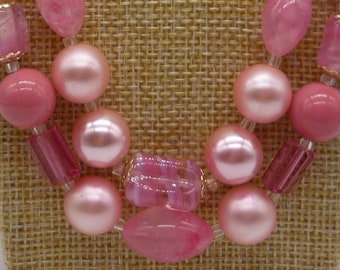 Fifties Pink Beaded Necklace